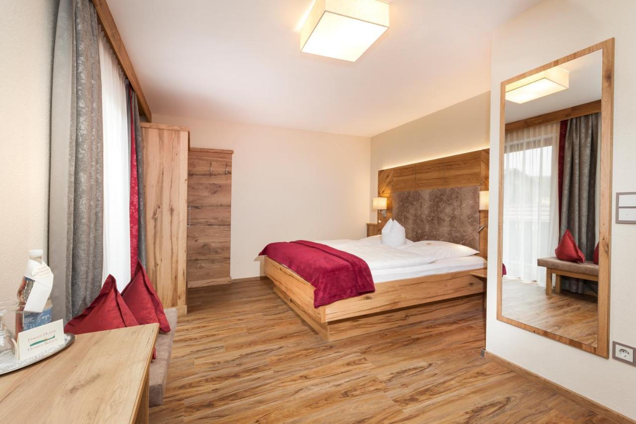 Genusshotel Hohenbogen Neukirchen beim Heiligen Blut Exteriér fotografie